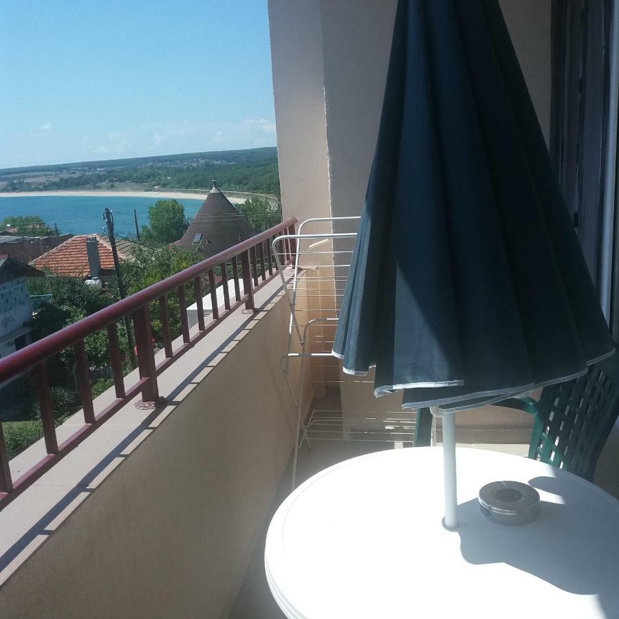 Къща За Гости Семейство Маврови Hotel Rezovo Exterior photo